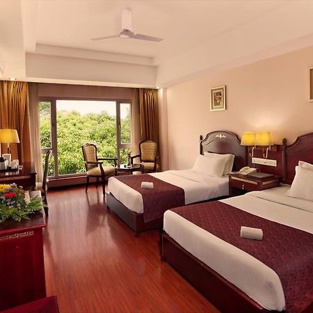 Mayur Aaditya Resort ดาร์วาด ภายนอก รูปภาพ